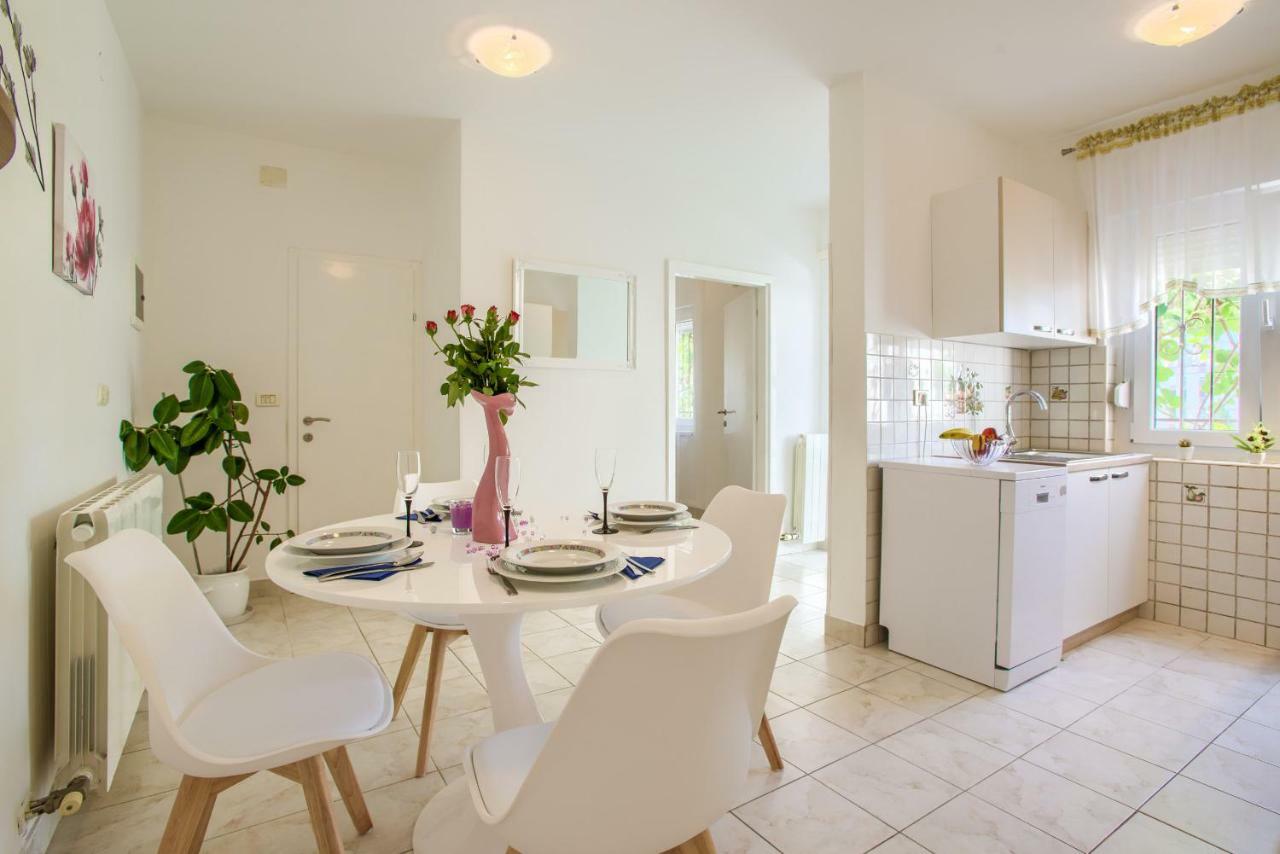 Apartman Paola Pula Ngoại thất bức ảnh