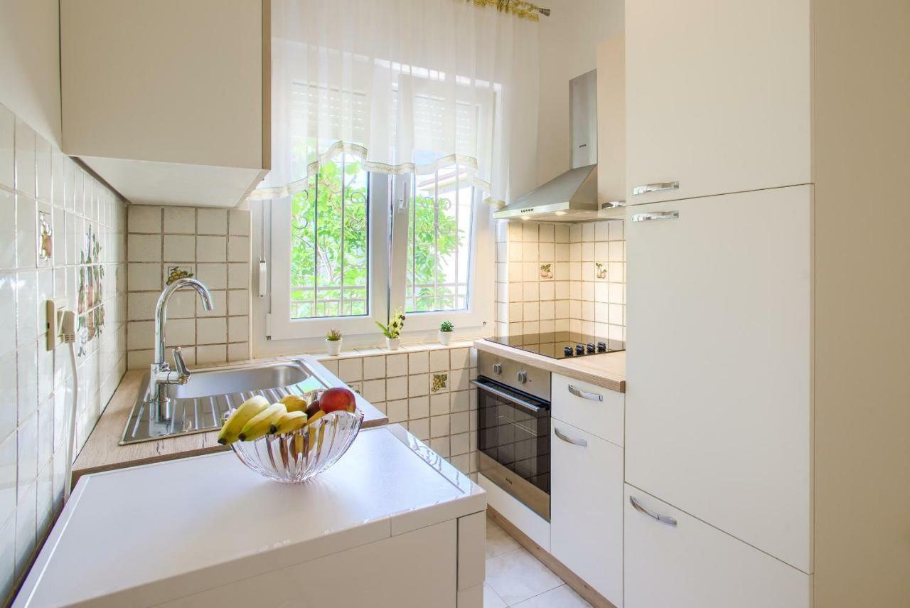 Apartman Paola Pula Ngoại thất bức ảnh