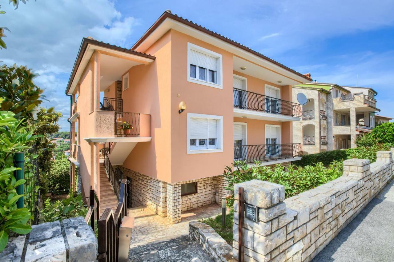 Apartman Paola Pula Ngoại thất bức ảnh